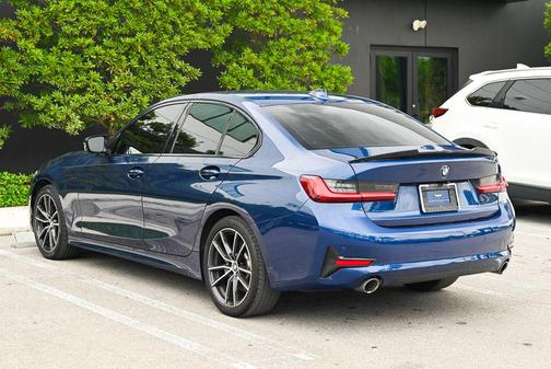 Phytonic Blue Metallic 2022 BMW 330 330i