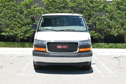 Summit White 2022 GMC Savana 2500 Work Van