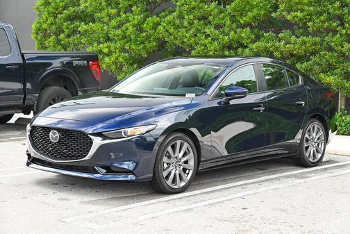 2025 Mazda Mazda3 FWD w/Preferred Package