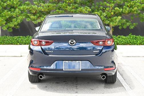 2025 Mazda Mazda3 FWD w/Preferred Package