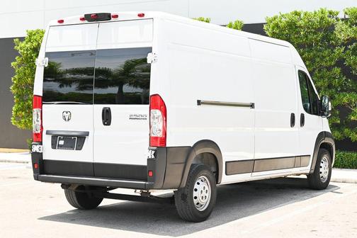 Bright White Clearcoat 2023 RAM ProMaster 2500 High Roof