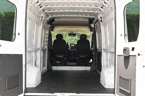 Bright White Clearcoat 2023 RAM ProMaster 2500 High Roof