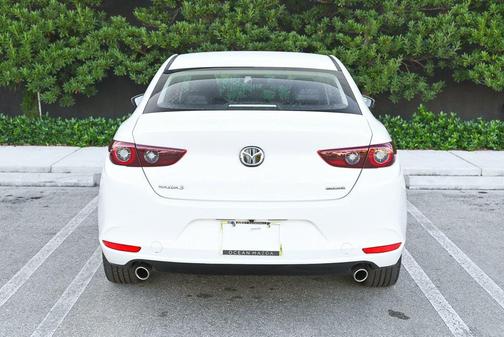 2025 Mazda Mazda3 FWD w/Preferred Package