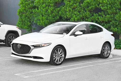 2025 Mazda Mazda3 FWD w/Preferred Package