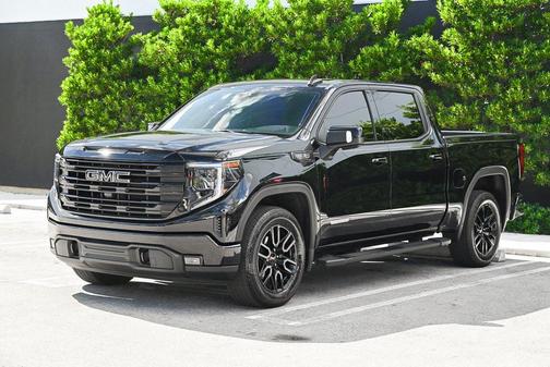 2022 GMC Sierra 1500 Elevation