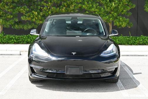 2019 Tesla Model 3 Standard Range