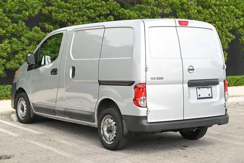 Brilliant Silver Metallic 2019 Nissan NV200 S