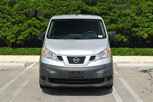 Brilliant Silver Metallic 2019 Nissan NV200 S