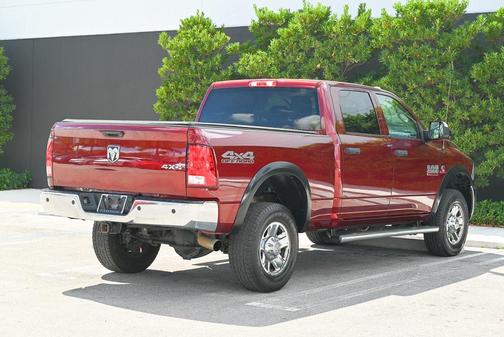 2017 RAM 2500 Tradesman Crew Cab 4x4 6'4' Box