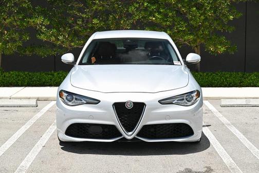 2020 Alfa Romeo Giulia Sport