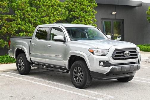 2022 Toyota Tacoma SR5
