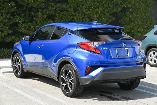 2021 Toyota C-HR XLE