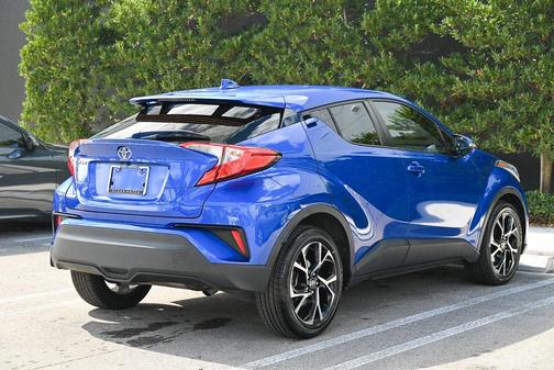 2021 Toyota C-HR XLE