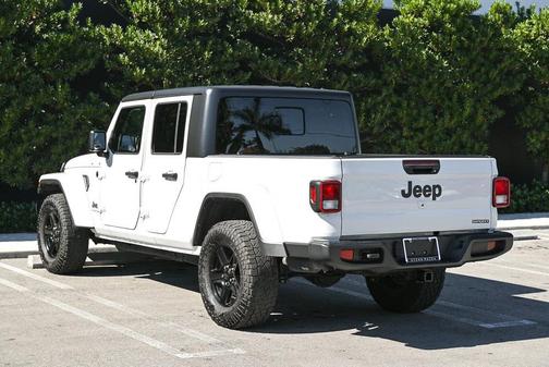 2021 Jeep Gladiator Sport S
