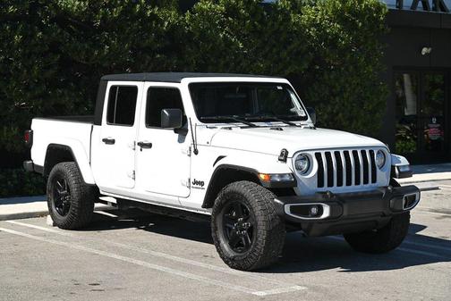 2021 Jeep Gladiator Sport S