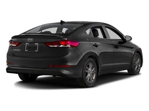 Shale Gray Metallic 2017 Hyundai ELANTRA SE