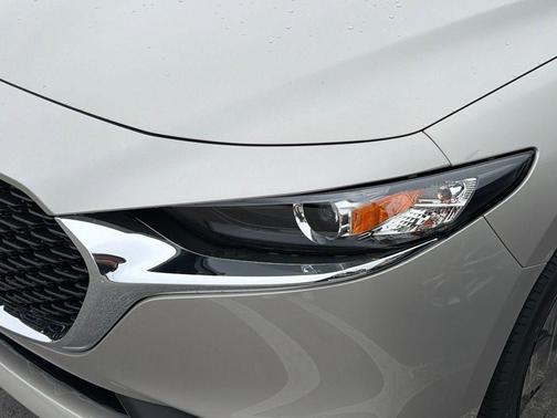 Platinum Quartz Metallic 2026 Mazda Mazda3 2.5 S Select Sport