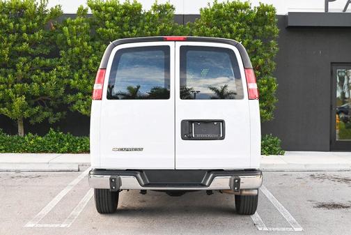 2024 Chevrolet Express 2500 RWD 2500 Regular Wheelbase WT