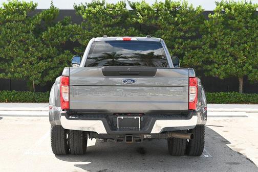 2022 Ford F-350 XL