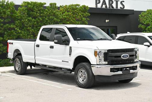 Oxford White 2019 Ford F-250 XL