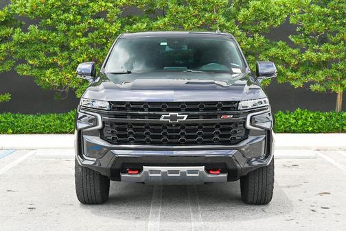 Dark Ash Metallic 2024 Chevrolet Tahoe 4WD Z71