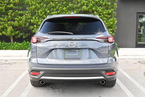 2023 Mazda CX-9 Carbon Edition