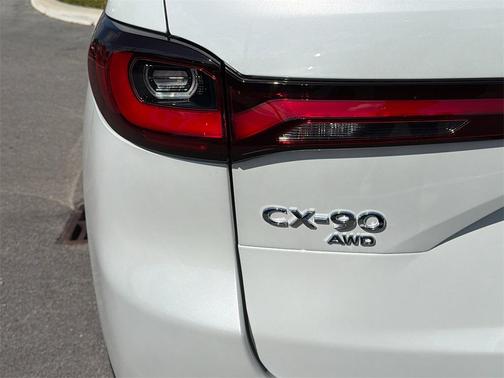 2026 Mazda CX-90 PHEV Premium Plus