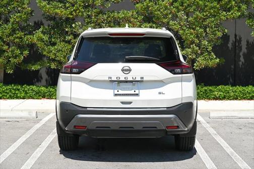 2022 Nissan Rogue SL