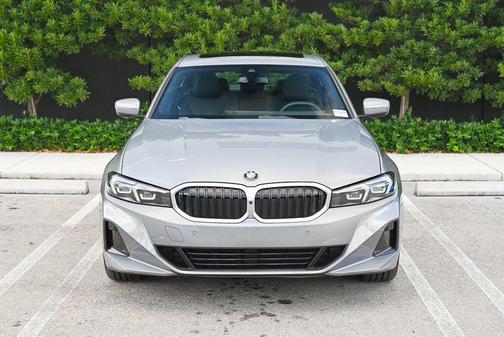2025 BMW 330 330i