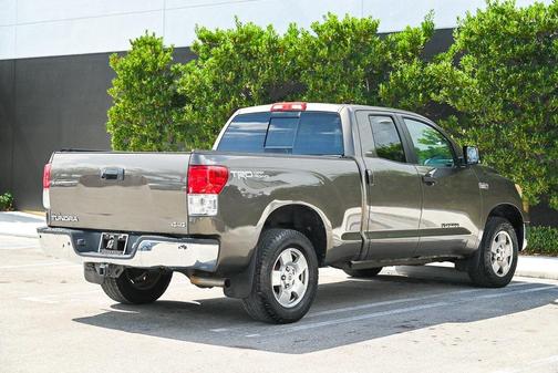 2011 Toyota Tundra Grade