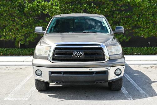 2011 Toyota Tundra Grade