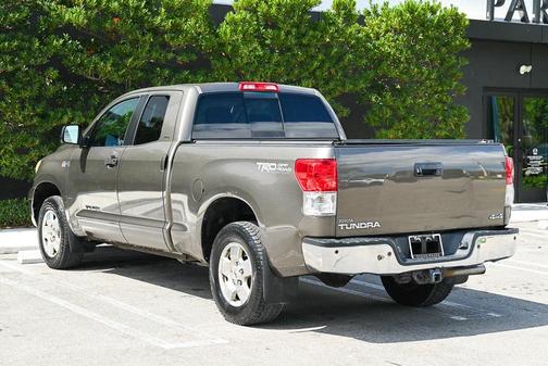 2011 Toyota Tundra Grade