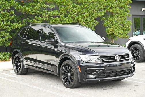 2021 Volkswagen Tiguan 2.0T SE R-Line Black