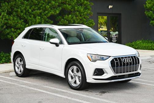 2021 Audi Q3 40 Premium