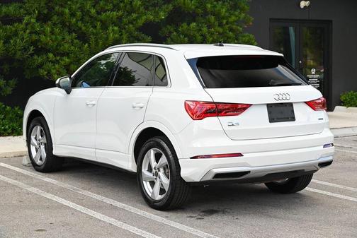 2021 Audi Q3 40 Premium