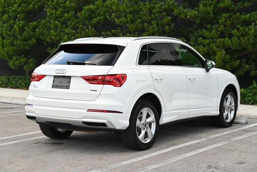 2021 Audi Q3 40 Premium