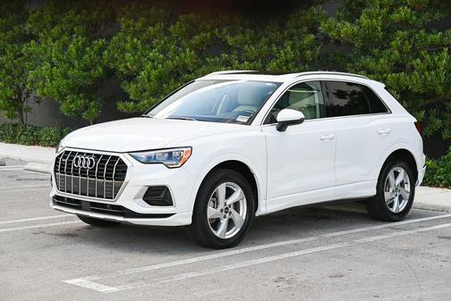 2021 Audi Q3 40 Premium