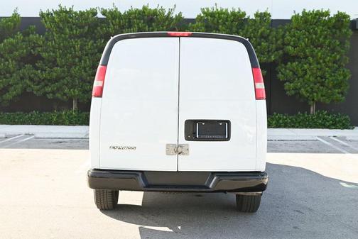 2018 Chevrolet Express 2500 Work Van