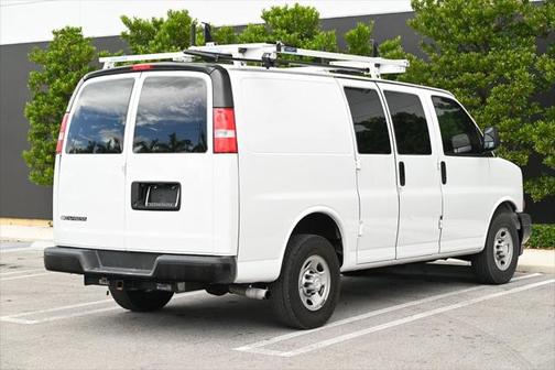 2017 Chevrolet Express 2500 Work Van