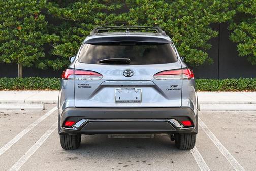 2025 Toyota Corolla Hybrid SE