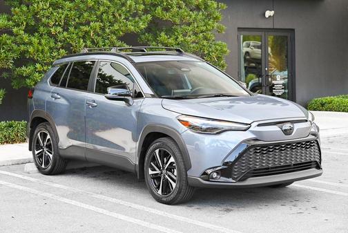 2025 Toyota Corolla Hybrid SE