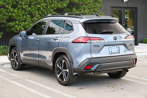 2025 Toyota Corolla Hybrid SE