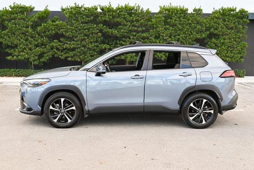 2025 Toyota Corolla Hybrid SE