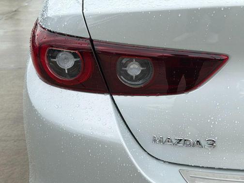 Deep Crystal Blue Mica 2026 Mazda Mazda3 2.5 S Select Sport