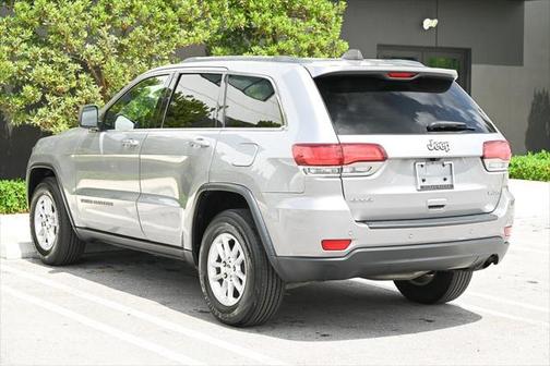 2020 Jeep Grand Cherokee Laredo