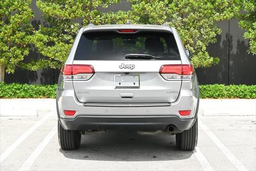 2020 Jeep Grand Cherokee Laredo