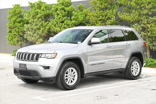 2020 Jeep Grand Cherokee Laredo