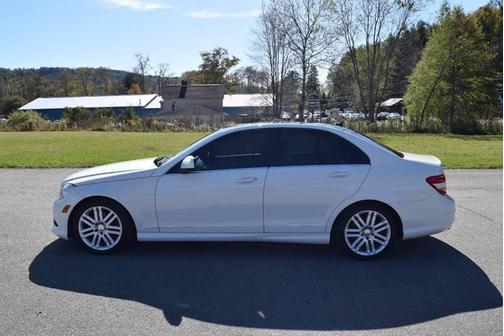 White 2009 Mercedes-Benz C-Class