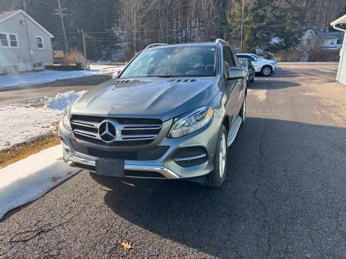 2019 Mercedes-Benz GLE 400 Base 4MATIC