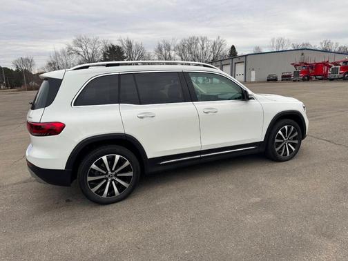 2023 Mercedes-Benz GLB 250 Base 4MATIC